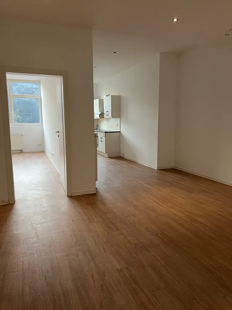 3 Zimmer Wohnung mit 124 m² in Köln – Bild 1
