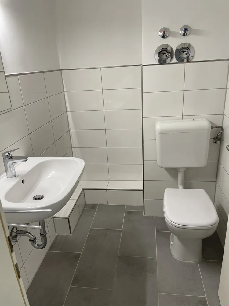 2 Zimmer Wohnung mit 70 m² in Karlsruhe – Bild 3
