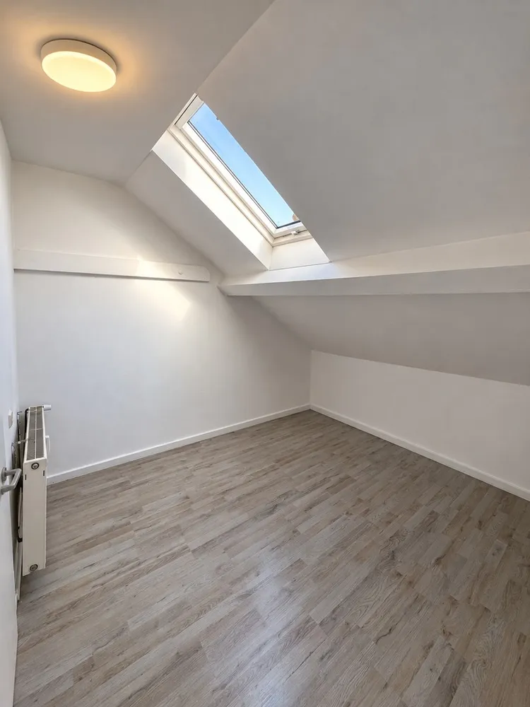 6 Zimmer Wohnung mit 100 m² in Hagen – Bild 6