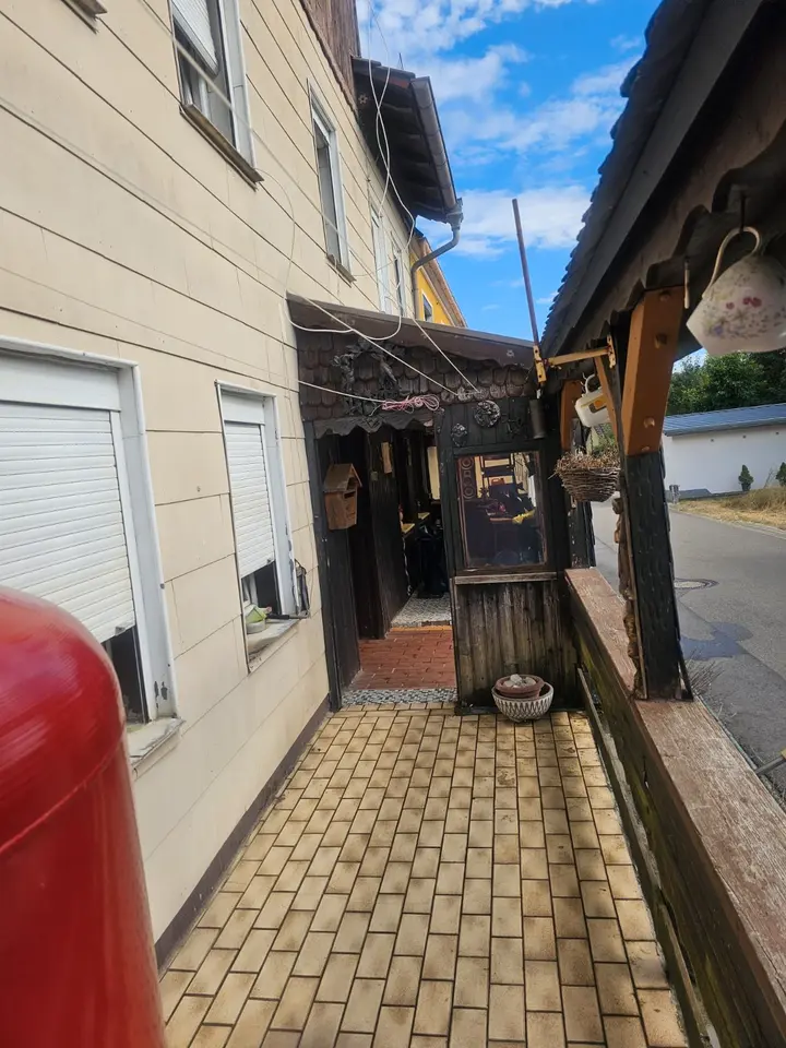 5 Zimmer Haus mit 80 m² in Saarbrücken – Bild 2