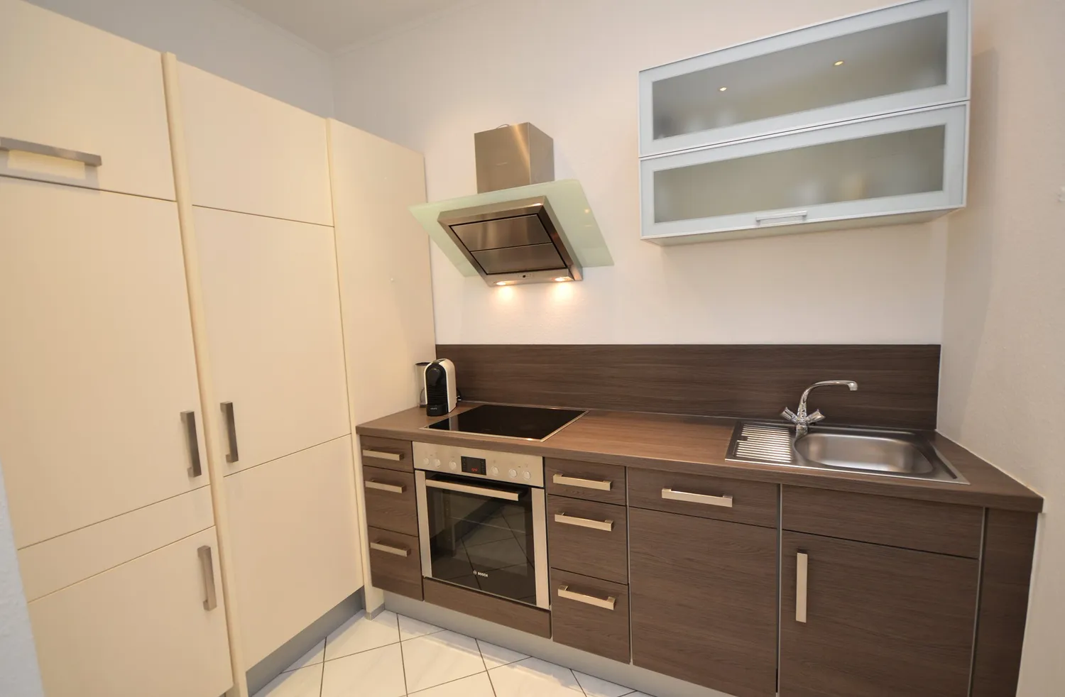 2 room apartment with 50 m² in Frankfurt am Main – Photo 9