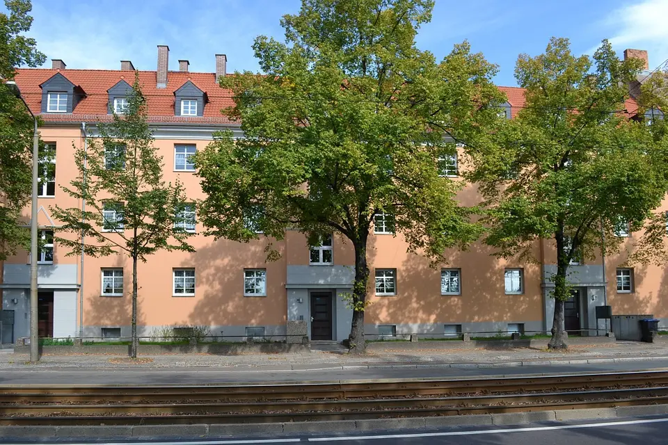 2 Zimmer Wohnung mit 69 m² in Halle (Saale) – Bild 1
