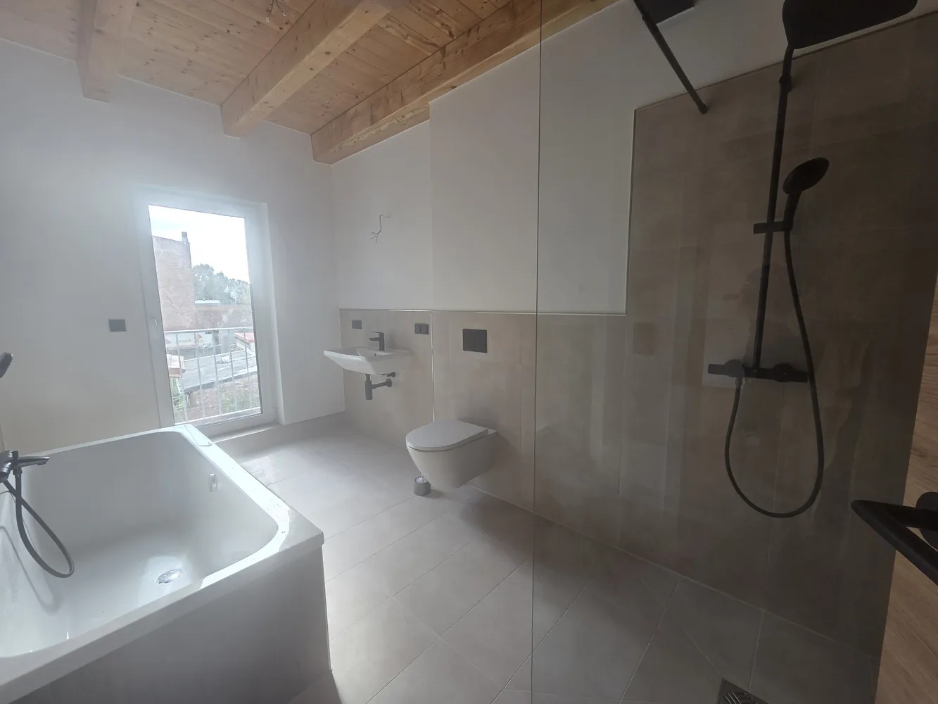 4 Zimmer Wohnung mit 90 m² in Güstrow – Bild 4
