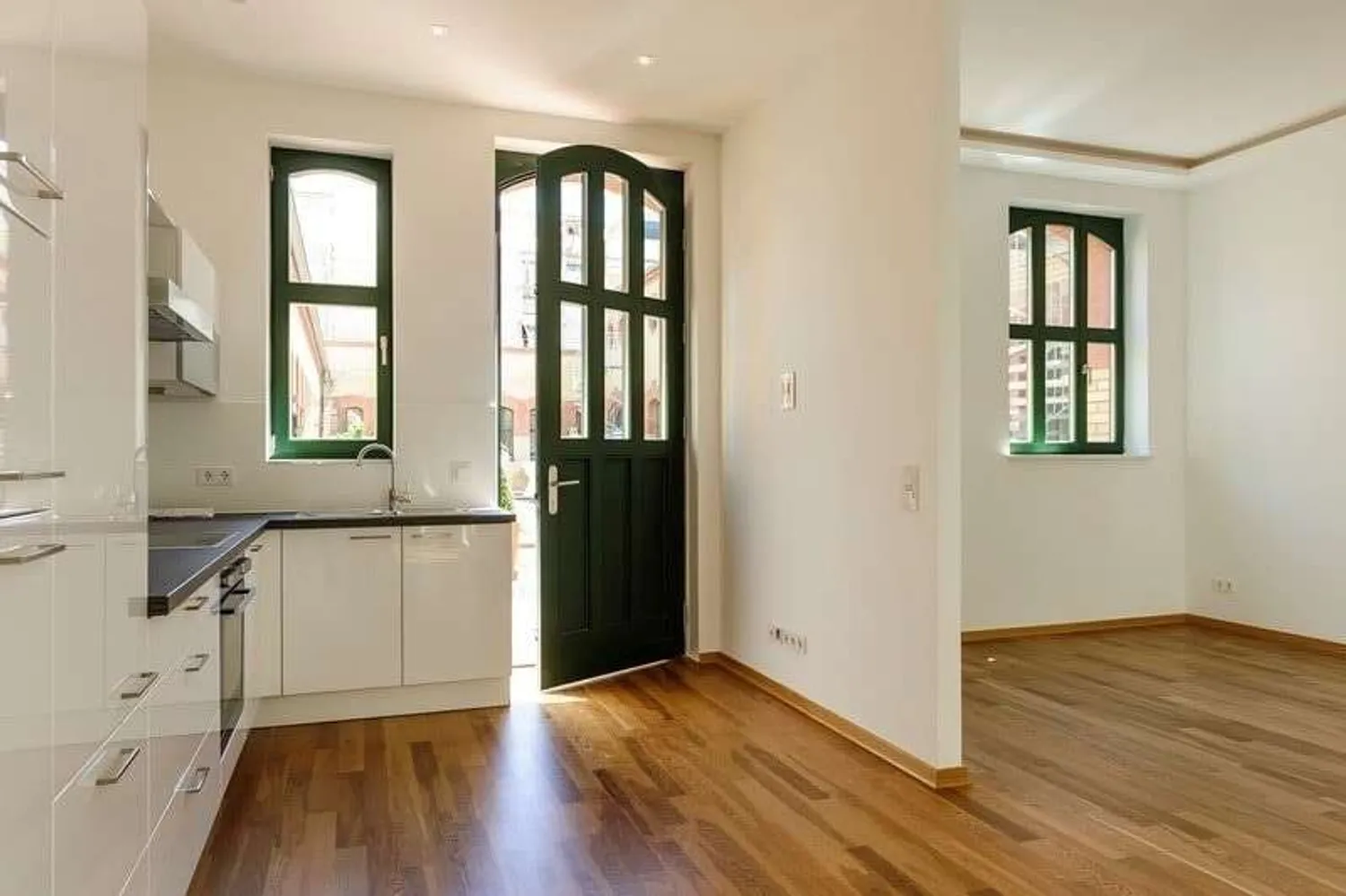 2 Zimmer Wohnung mit 77 m² in Leipzig – Bild 2