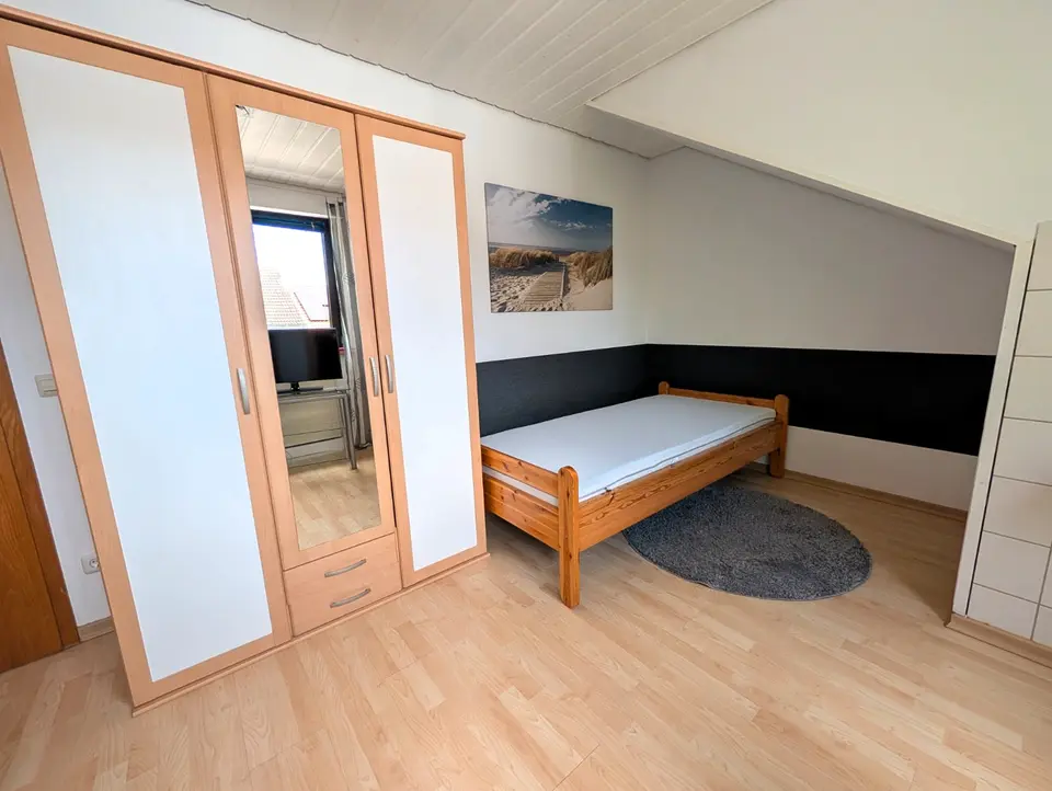 WG-Zimmer mit 50 m² in Düren – Bild 2