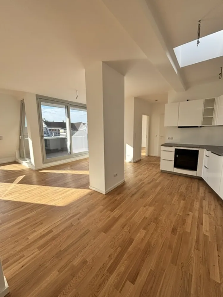 2 Zimmer Wohnung mit 76 m² in Berlin – Bild 1