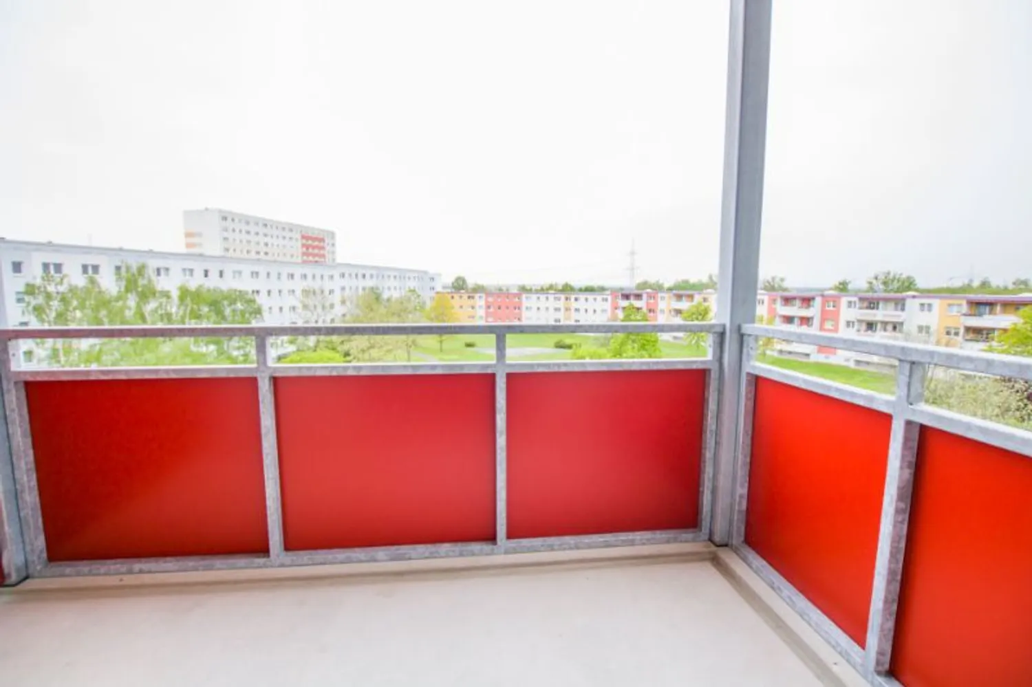 5 Zimmer Wohnung mit 100 m² in Halle (Saale) – Bild 4