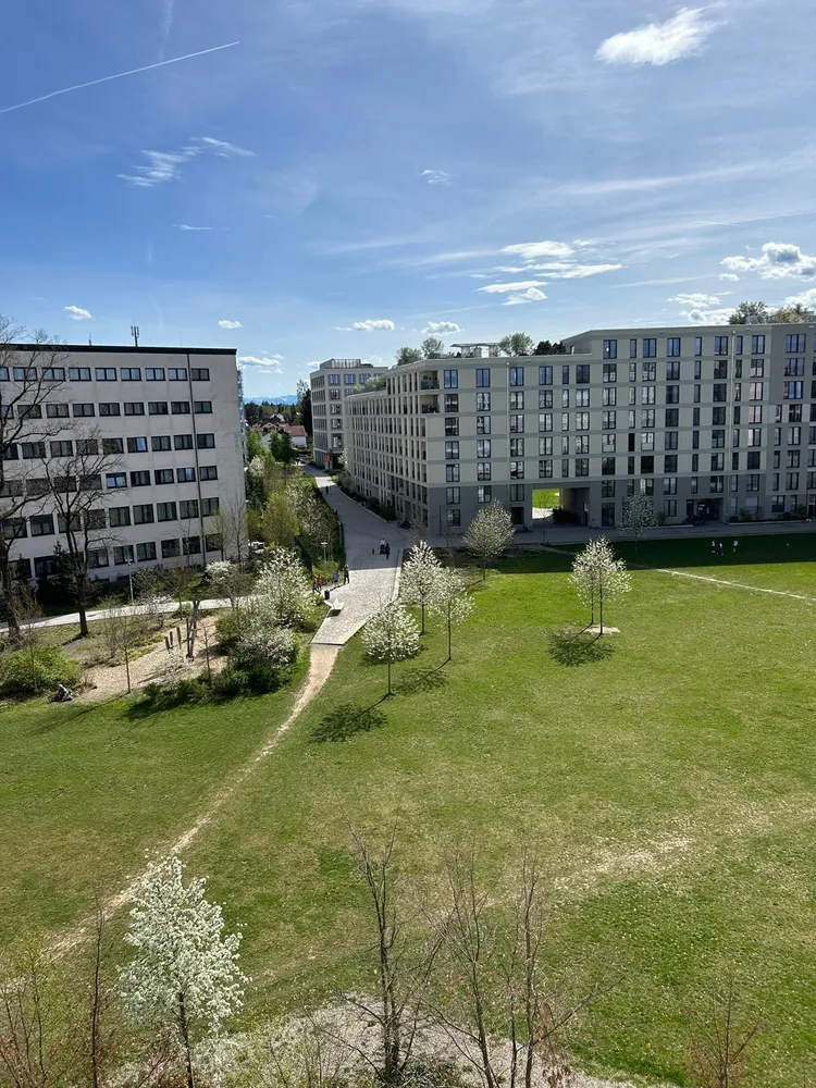 4 Zimmer Wohnung mit 84 m² in München – Bild 1