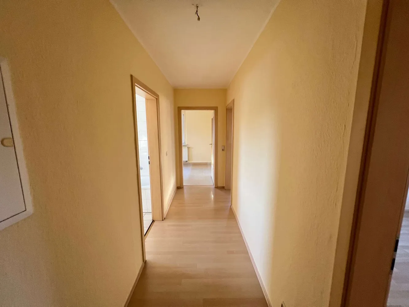 2 Zimmer Wohnung mit 61 m² in Riesa – Bild 9