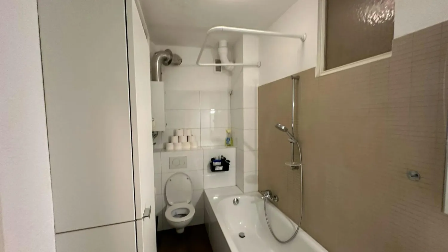 WG-Zimmer mit 13 m² in Frankfurt am Main – Bild 5