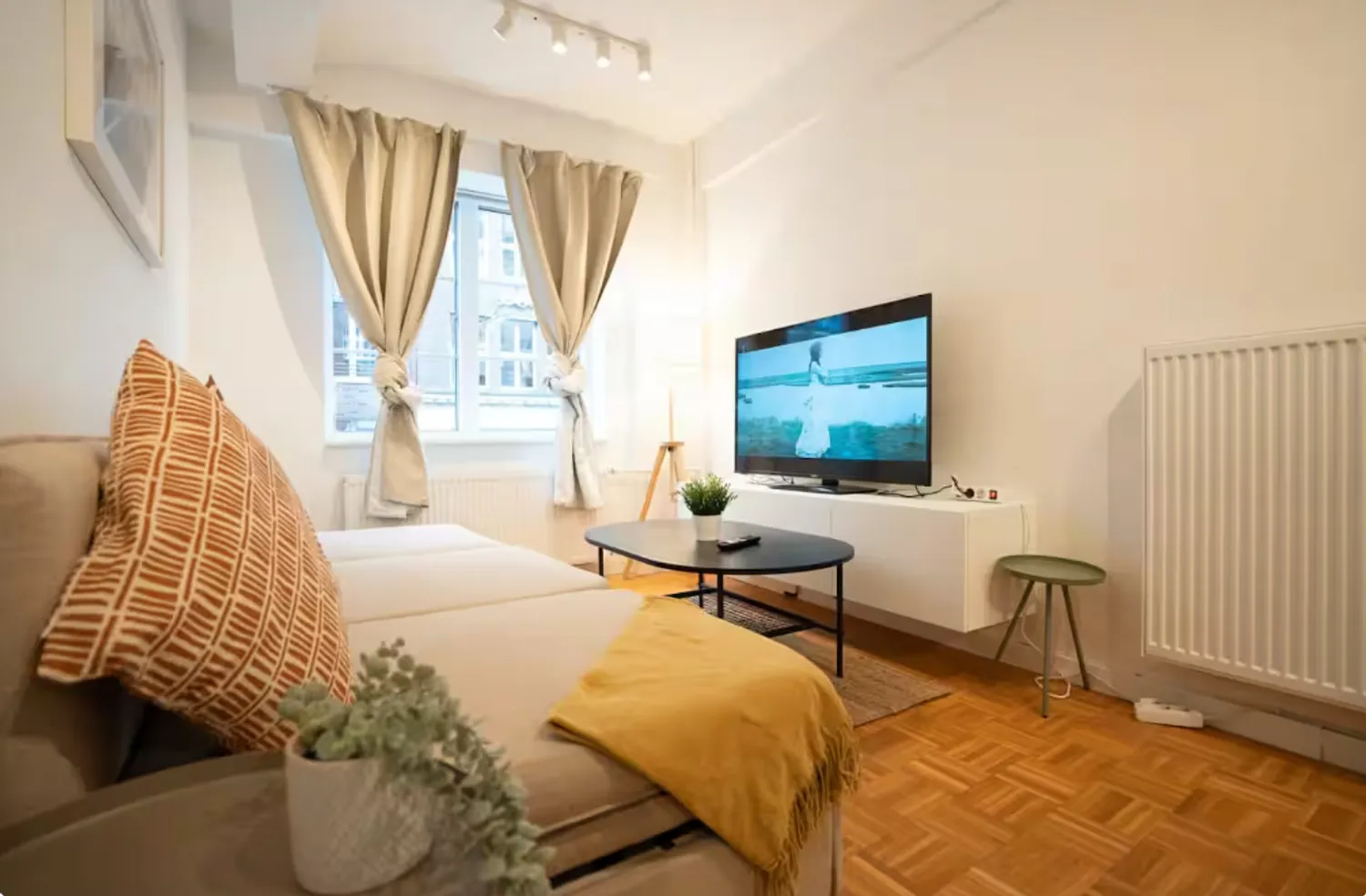 2 Zimmer Wohnung mit 65 m² in Hamburg – Bild 2