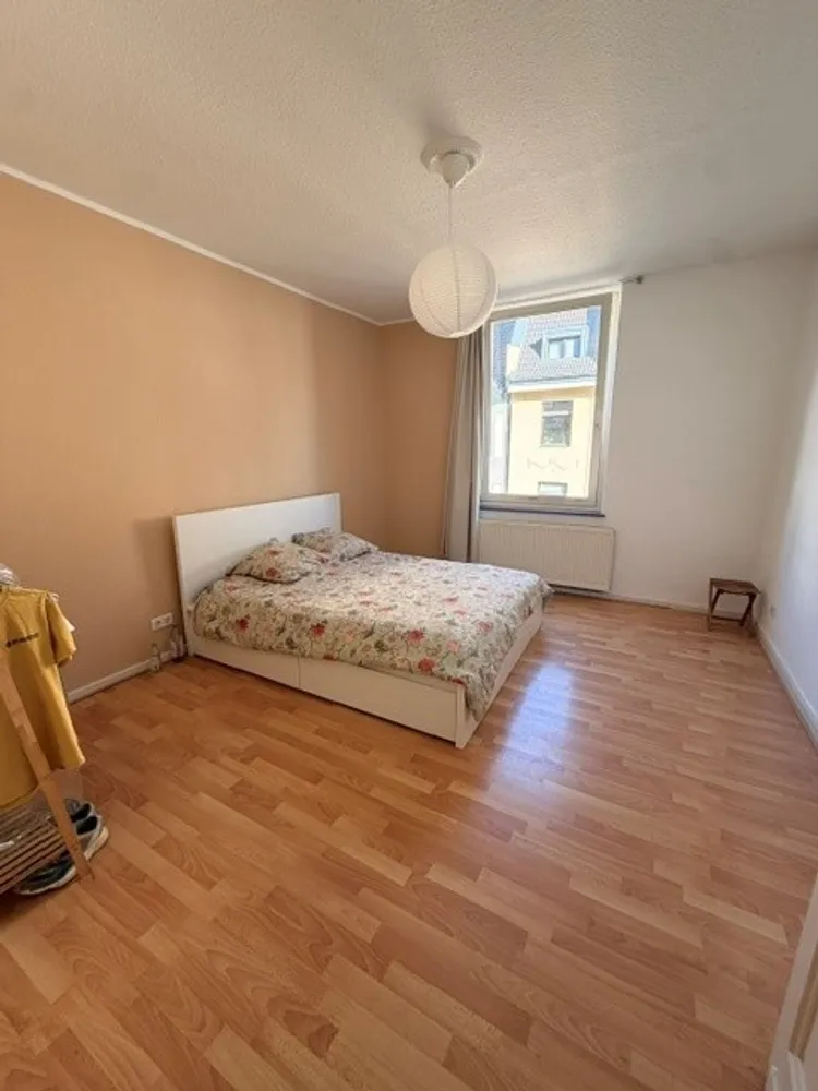 2 Zimmer Wohnung mit 70 m² in Düsseldorf – Bild 4