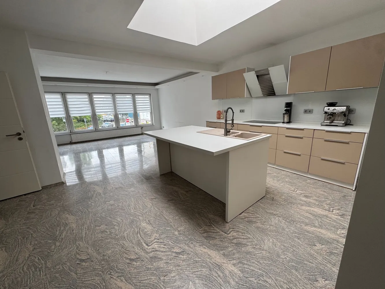 4 Zimmer Wohnung mit 115 m² in Bremen – Bild 1