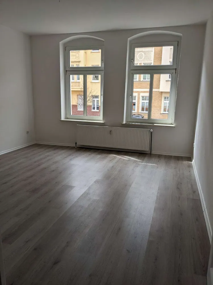 2 Zimmer Wohnung mit 55 m² in Halle (Saale) – Bild 1