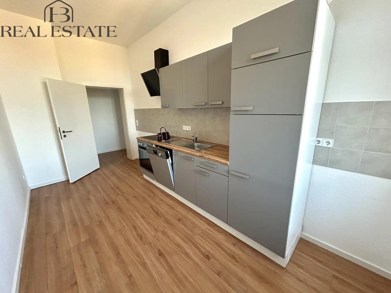 2 Zimmer Wohnung mit 65 m² in Magdeburg – Bild 1
