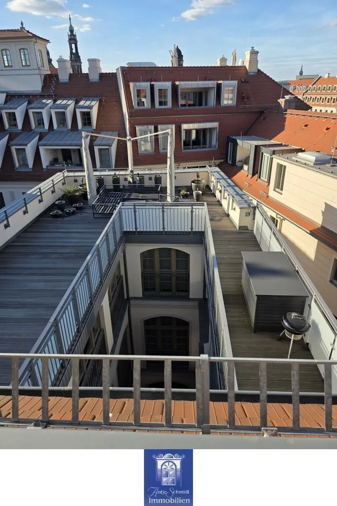 5 Zimmer Wohnung mit 157 m² in Dresden – Bild 2
