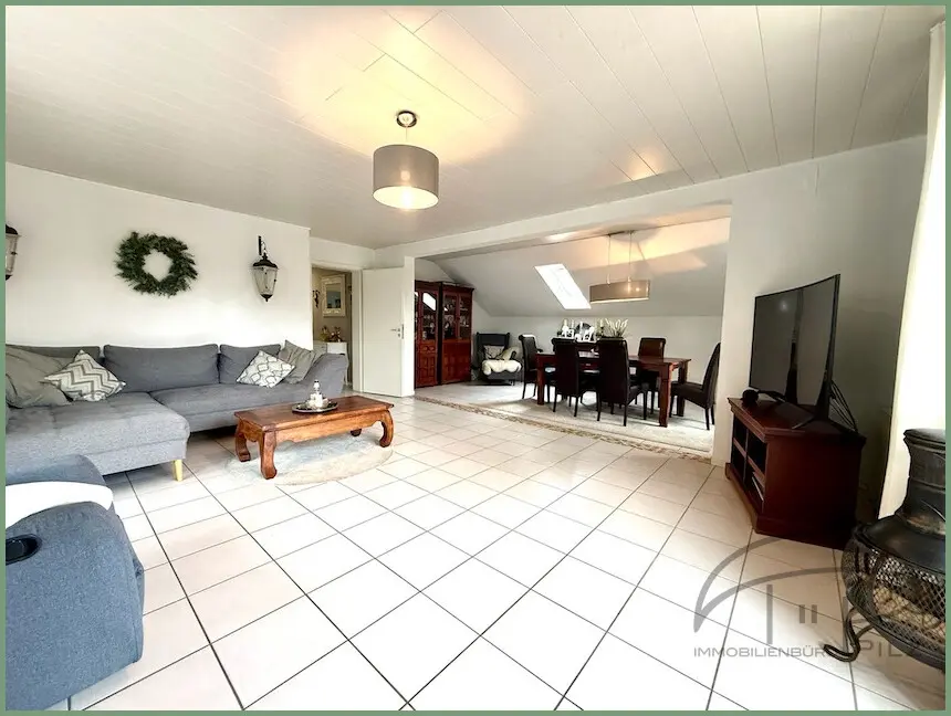 3 room apartment with 94 m² in Dormagen – Photo 1