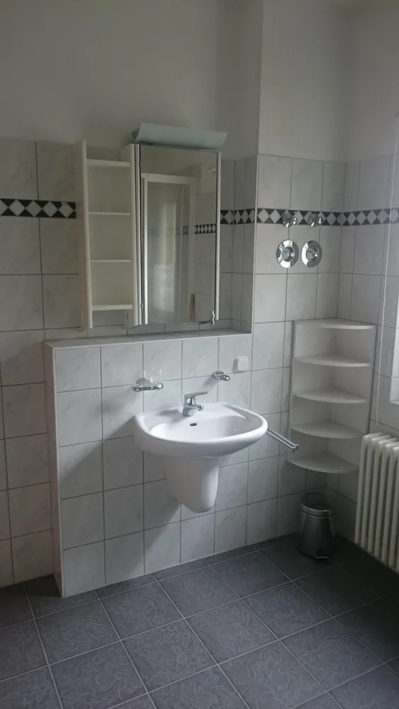 1 room apartment with 35 m² in Eisenach – Photo 3