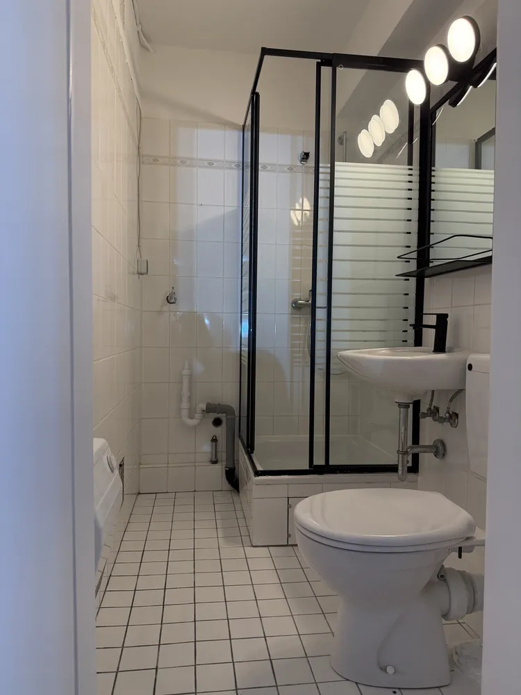 1 room apartment with 40 m² in Hanover – Photo 10