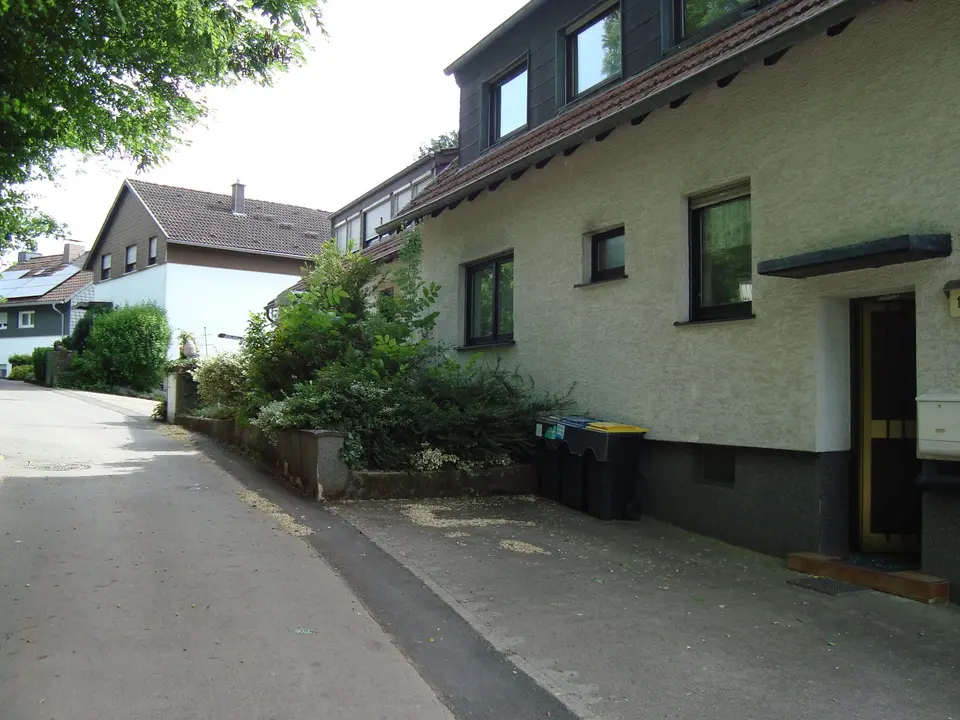 3 Zimmer Wohnung mit 80 m² in Saarbrücken – Bild 2