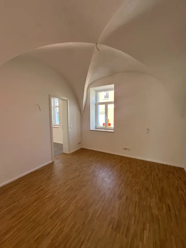 5 Zimmer Wohnung mit 130 m² in Crimmitschau – Bild 9