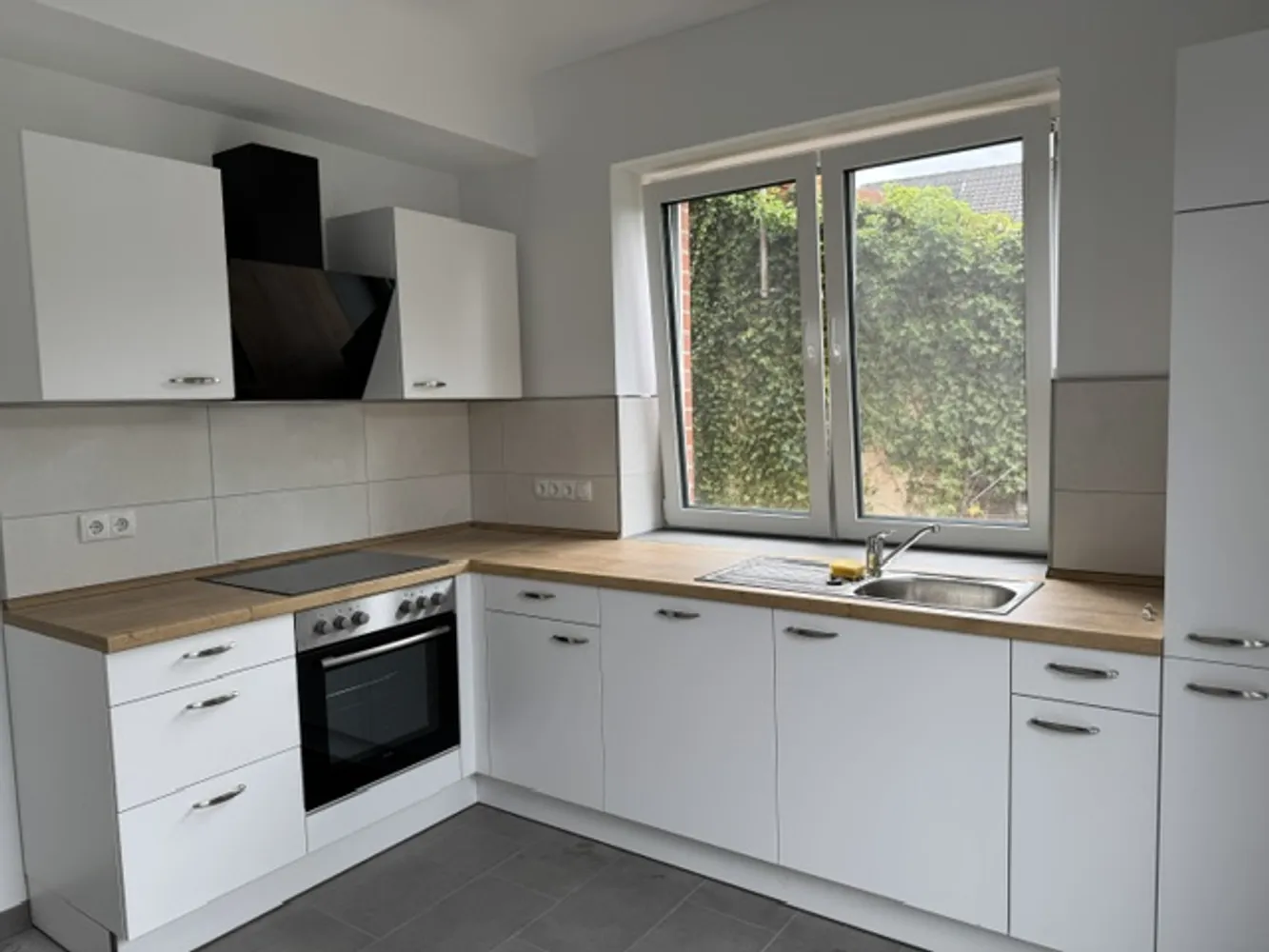 4 Zimmer Wohnung mit 95 m² in Bremen – Bild 1