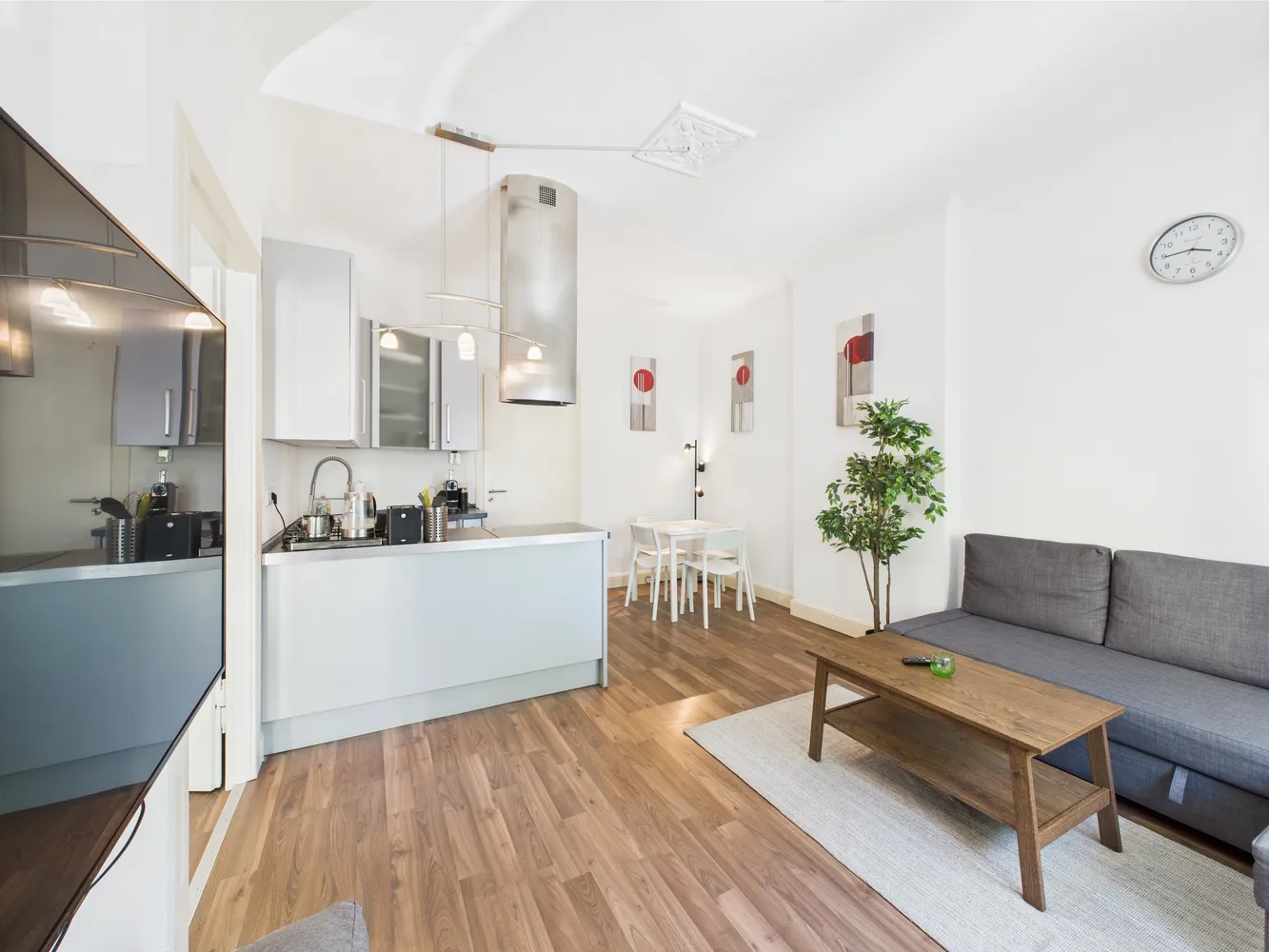 2 Zimmer Wohnung mit 60 m² in Wiesbaden – Bild 7