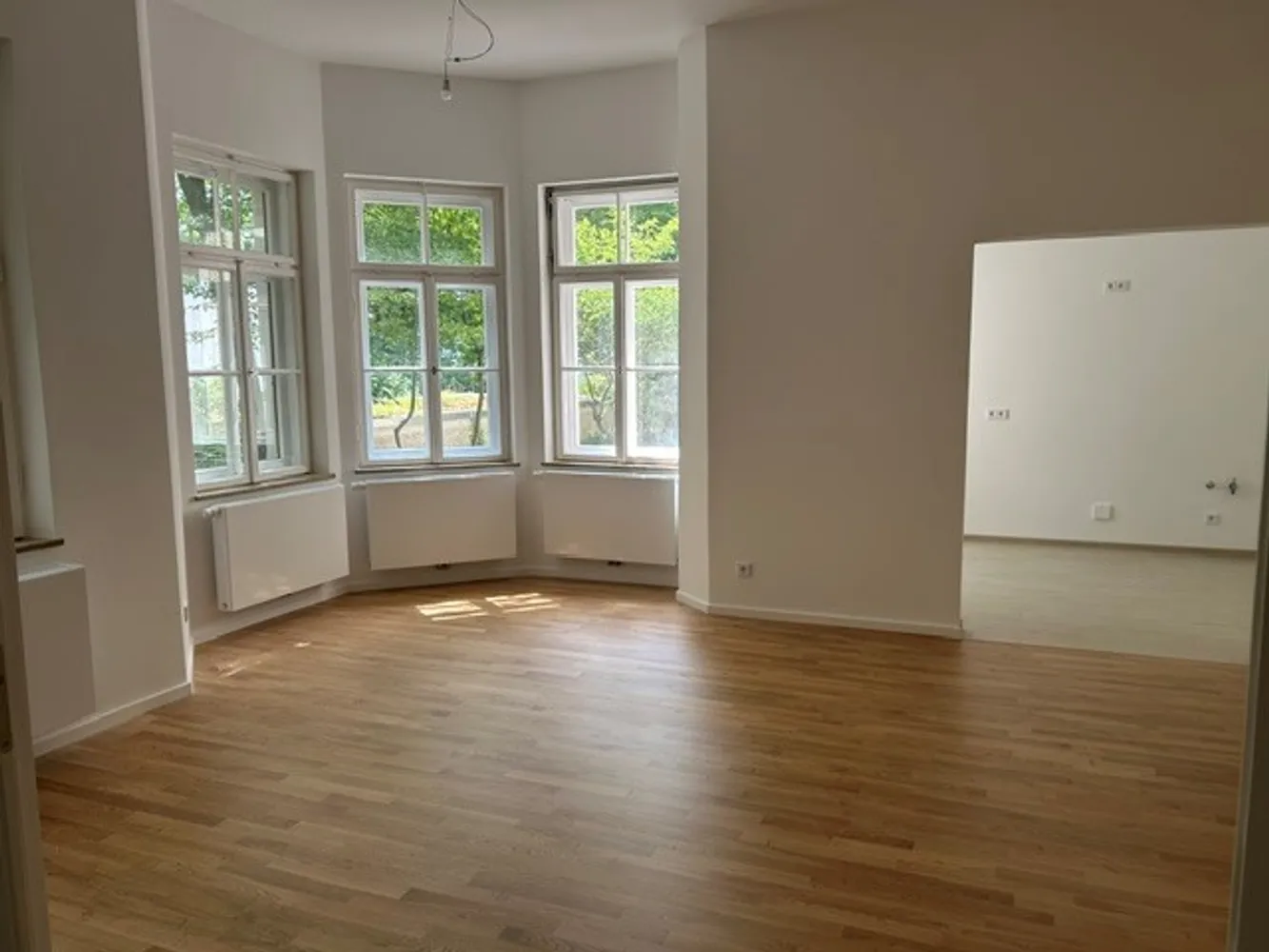 5 Zimmer Wohnung mit 179 m² in München – Bild 3