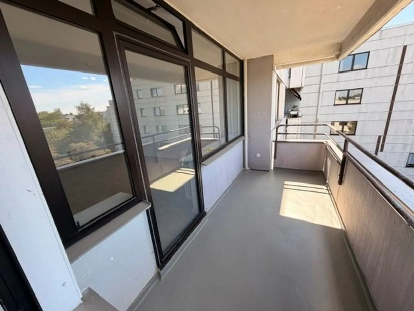 2 Zimmer Wohnung mit 66 m² in Berlin – Bild 4