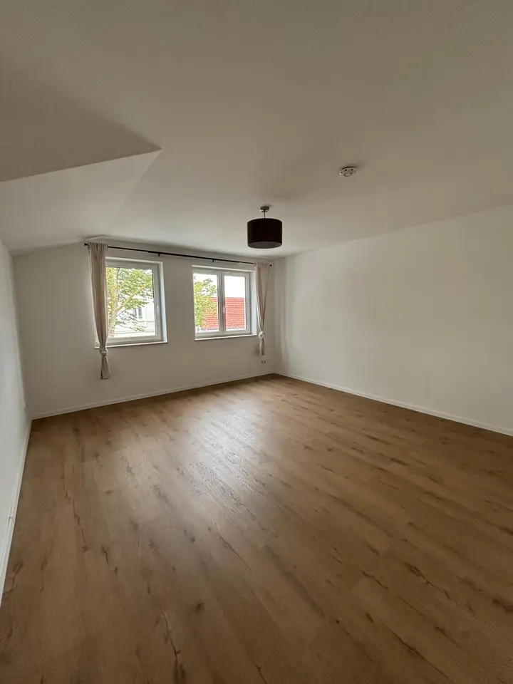 2 Zimmer Wohnung mit 71 m² in Stralsund – Bild 1