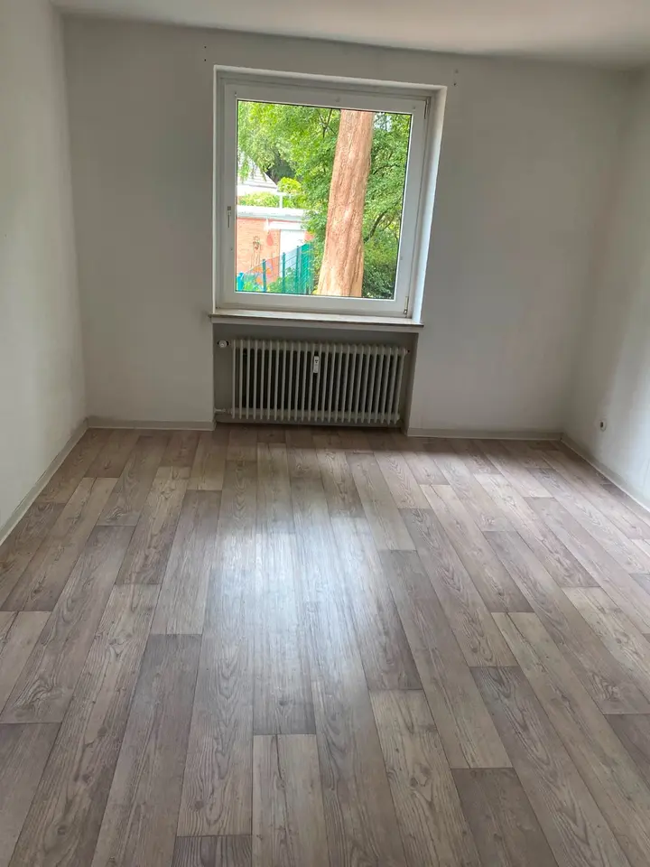 2 Zimmer Wohnung mit 60 m² in Leer – Bild 2