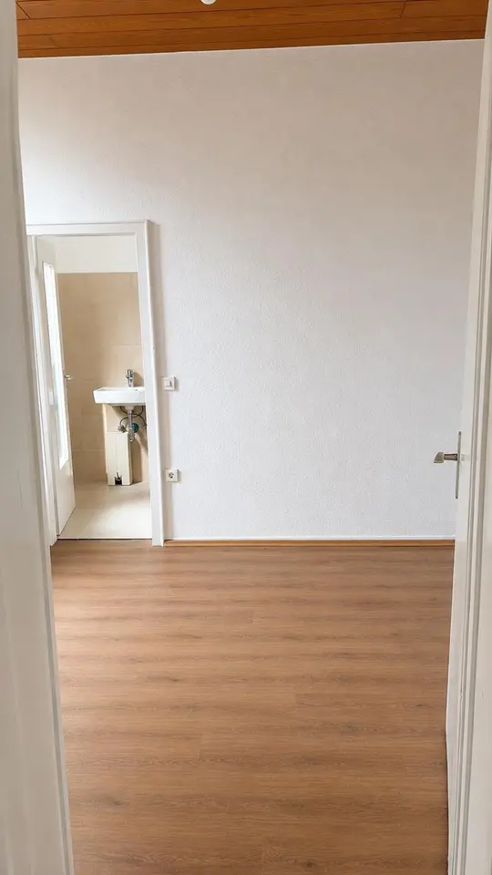 5 Zimmer Wohnung mit 93 m² in Duisburg – Bild 8