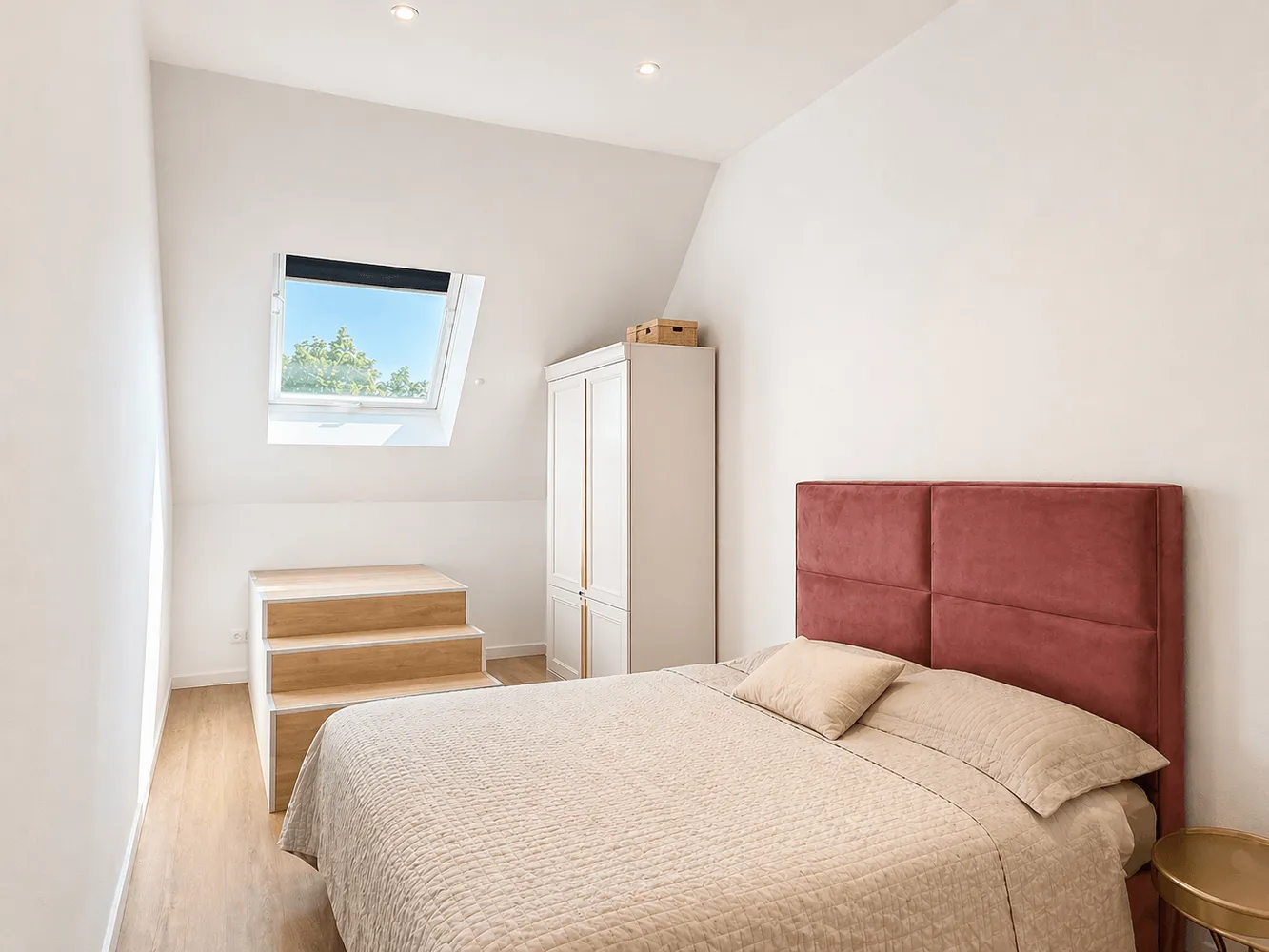 2 Zimmer Wohnung mit 59 m² in Düsseldorf – Bild 4