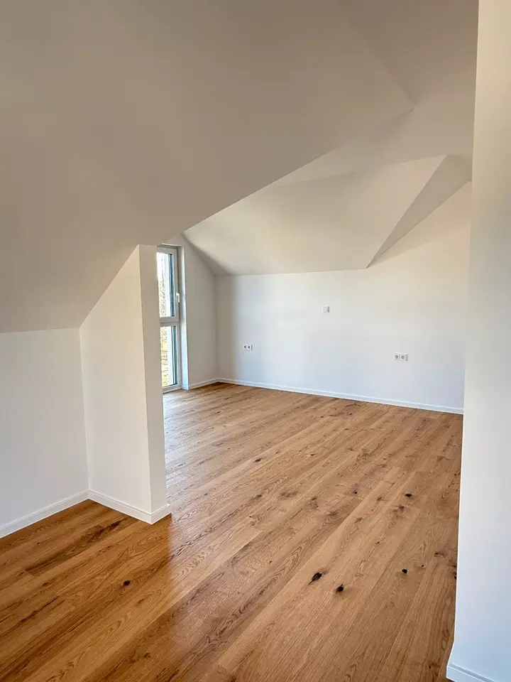 5 Zimmer Haus mit 150 m² in Senftenberg – Bild 2