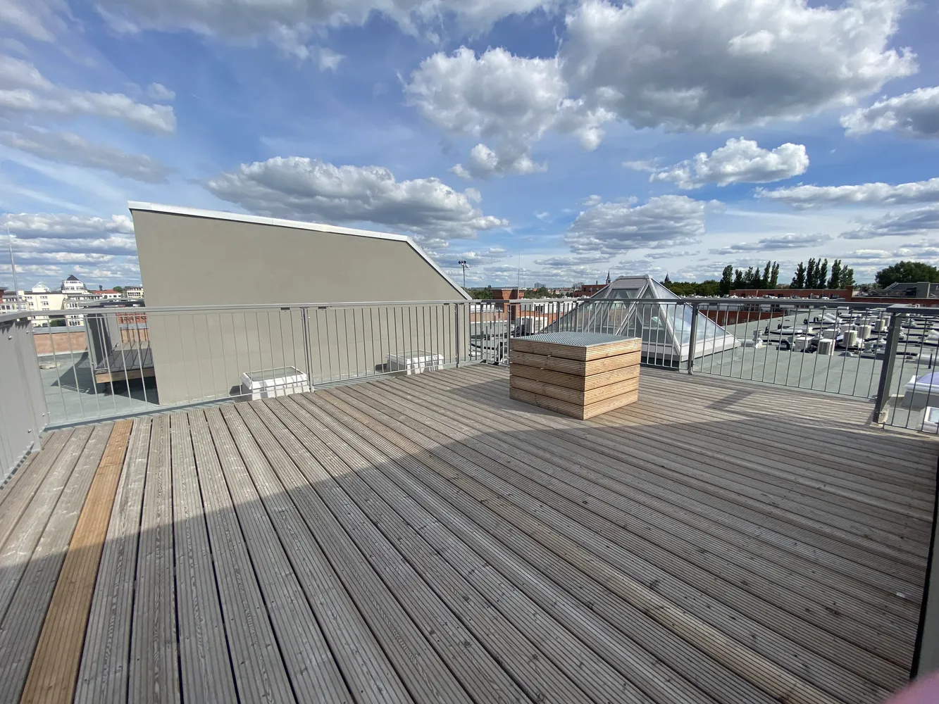2 Zimmer Wohnung mit 69 m² in Berlin – Bild 1