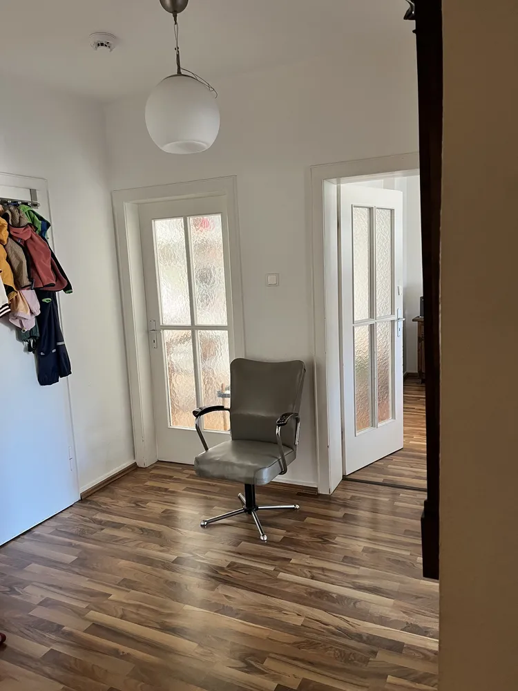 4 Zimmer Wohnung mit 100 m² in Düsseldorf – Bild 8