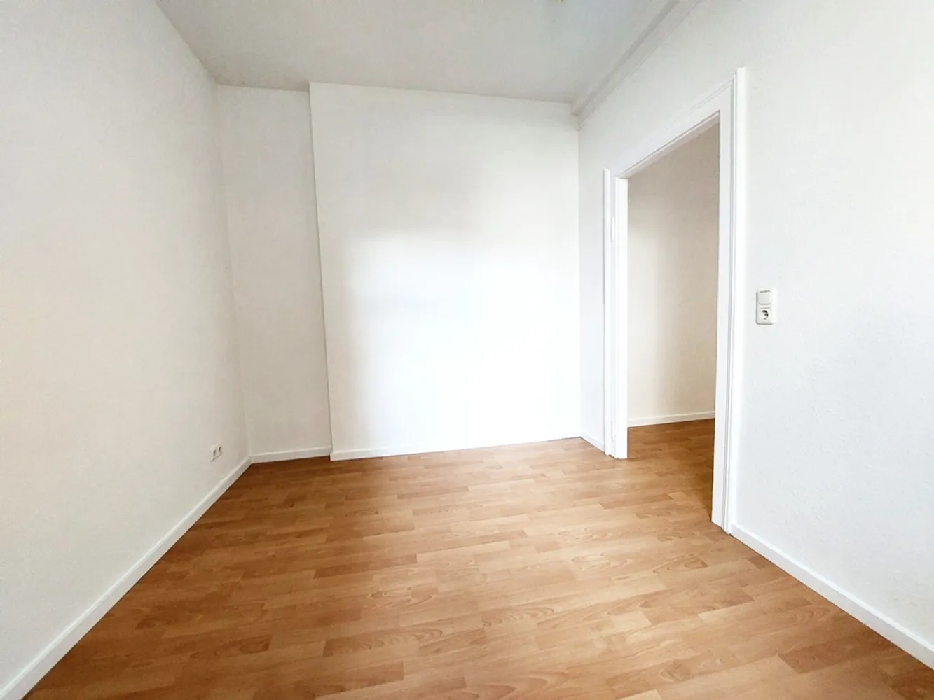 1 Zimmer Wohnung mit 27 m² in Wiesbaden – Bild 4