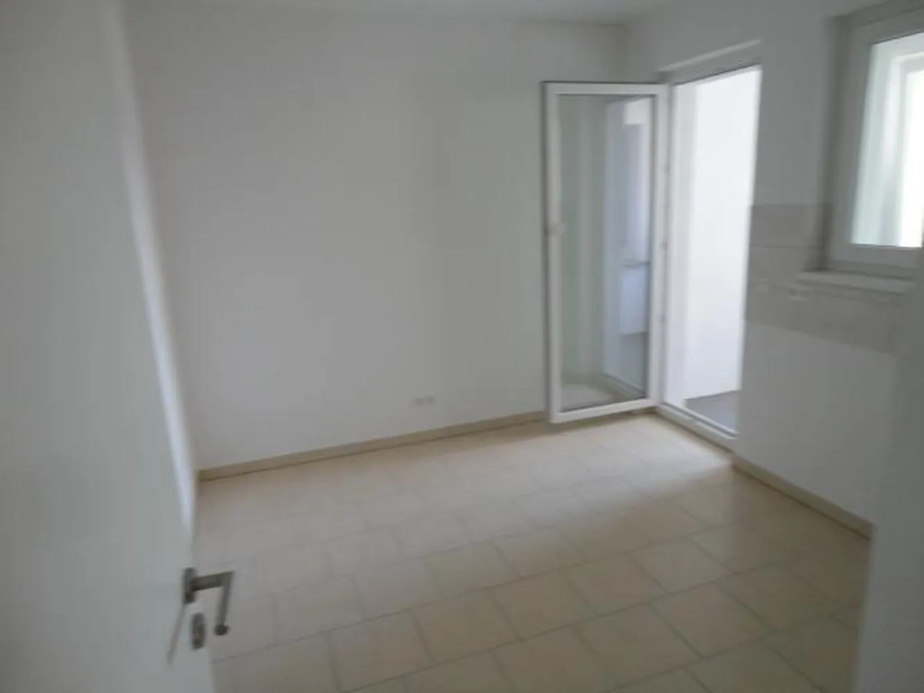 4 room apartment with 98 m² in Magdeburg – Photo 7