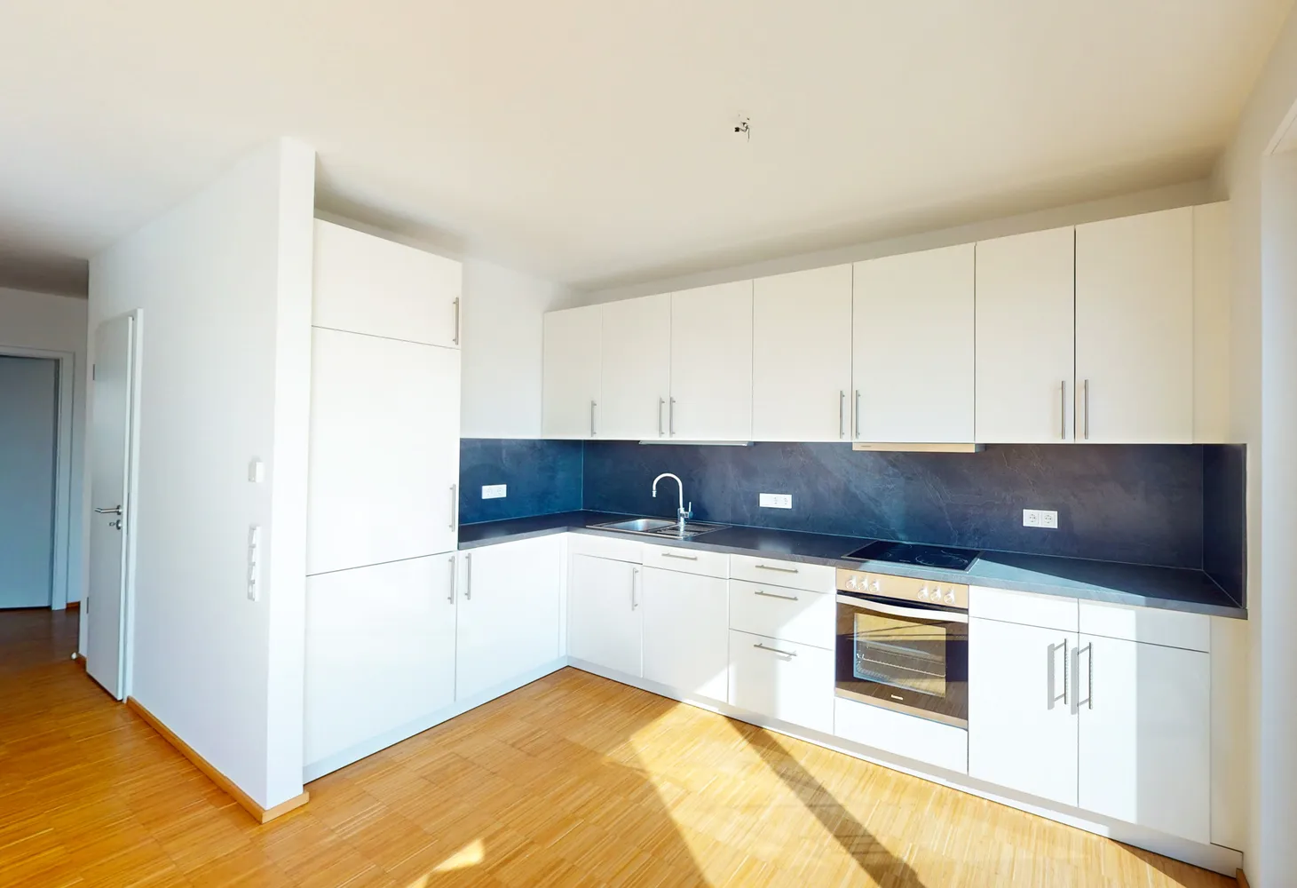 4 Zimmer Wohnung mit 119 m² in Frankfurt am Main – Bild 2