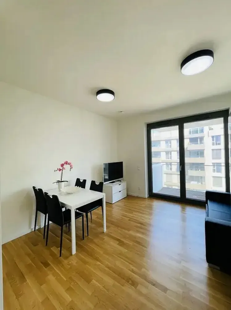 2 Zimmer Wohnung mit 55 m² in Berlin – Bild 3