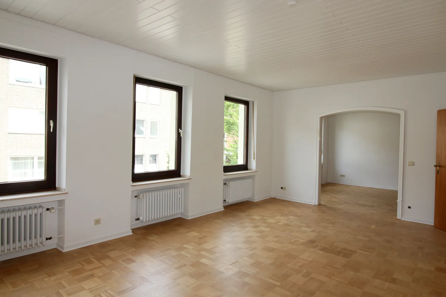 6 Zimmer Wohnung mit 160 m² in Düsseldorf – Bild 7