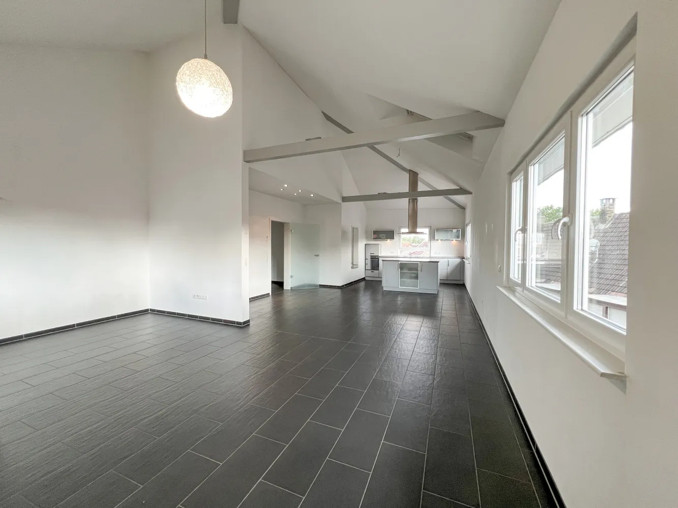 3 Zimmer Wohnung mit 146 m² in Mannheim – Bild 2