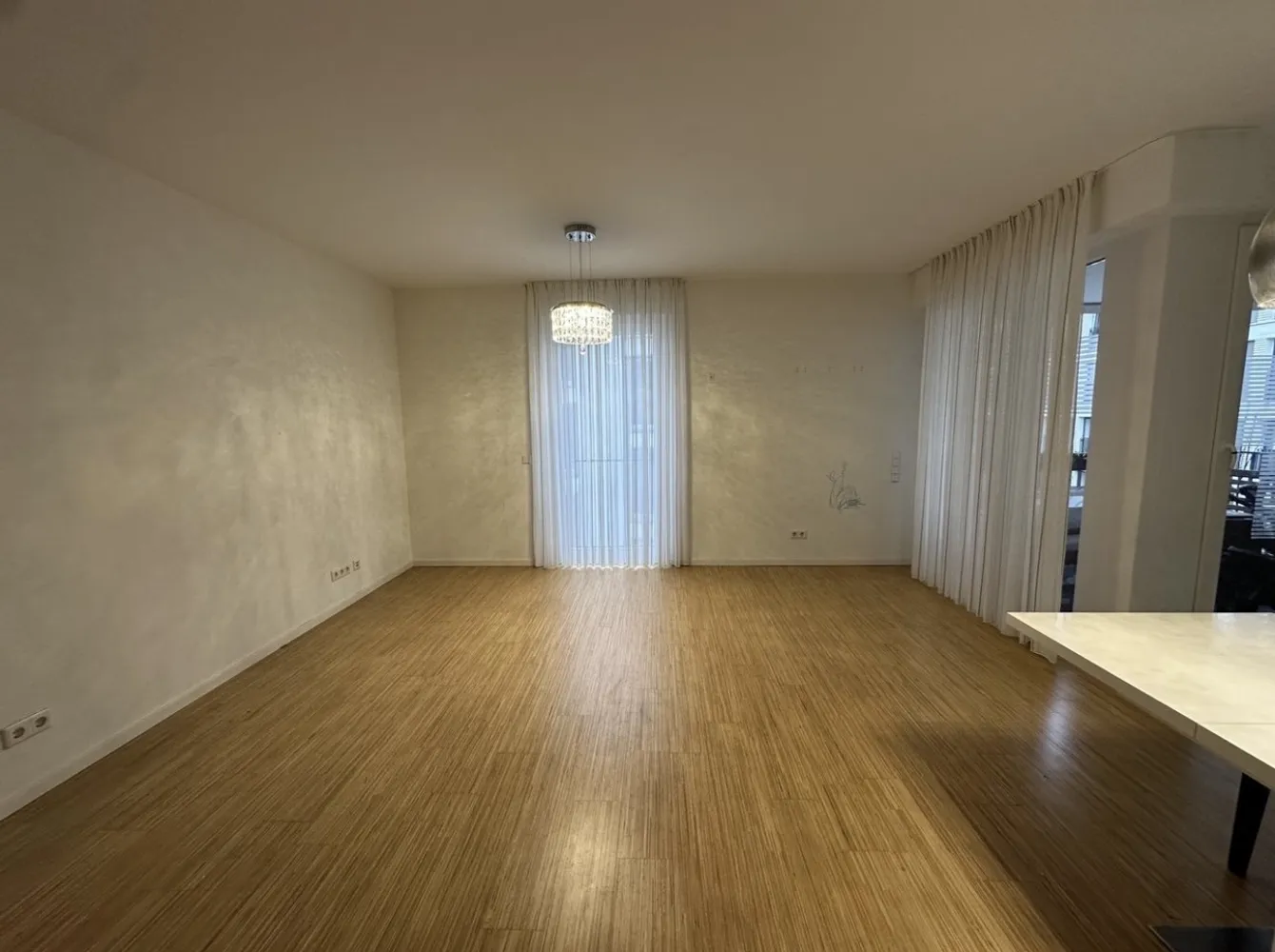 2 Zimmer Wohnung mit 69 m² in Köln – Bild 6