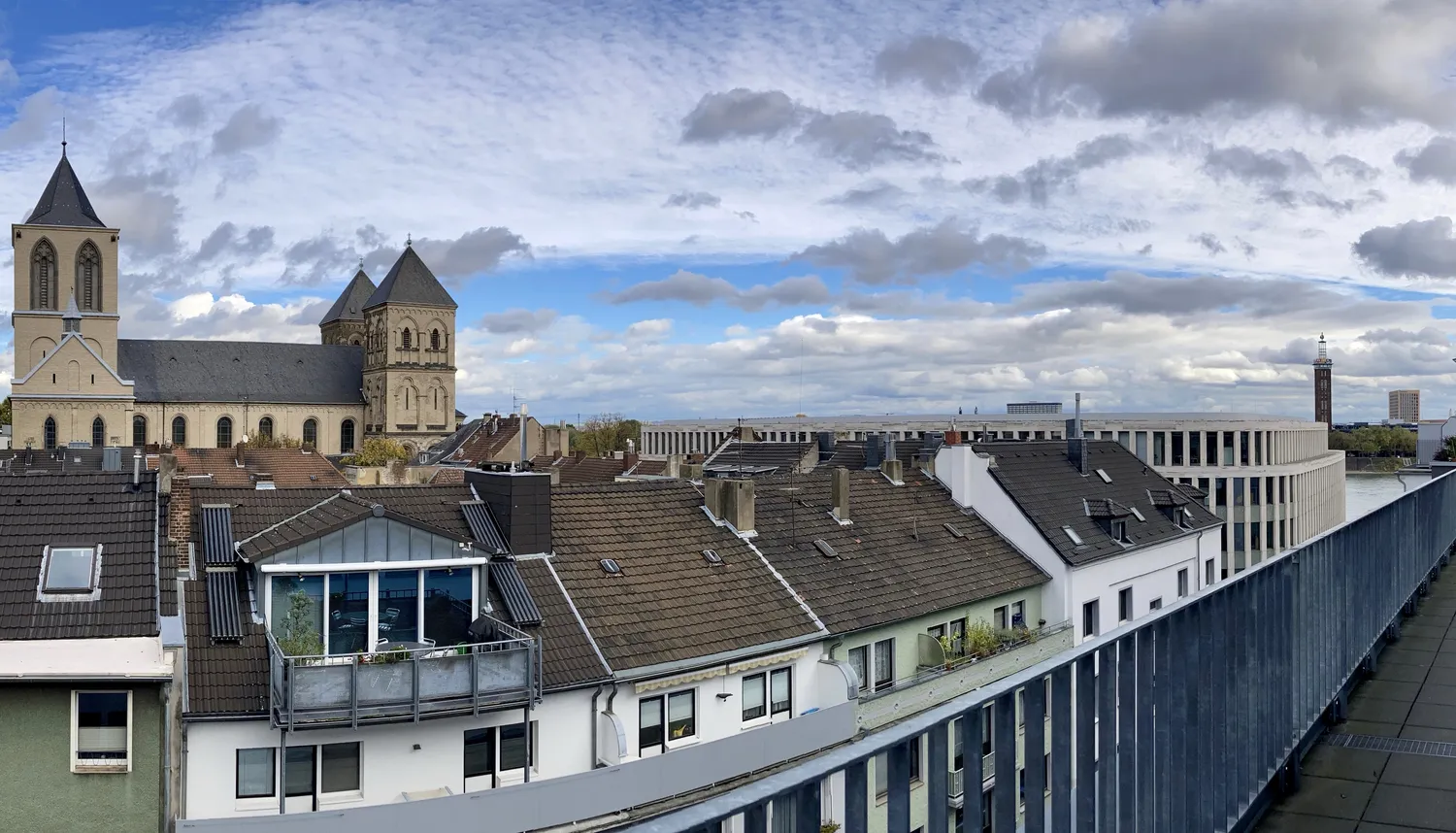 2 Zimmer Wohnung mit 61 m² in Köln – Bild 3