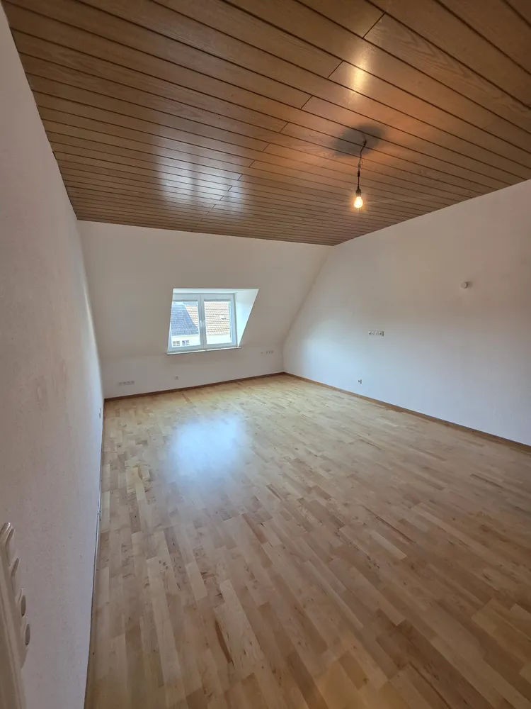 4 Zimmer Wohnung mit 143 m² in Frankfurt am Main – Bild 7