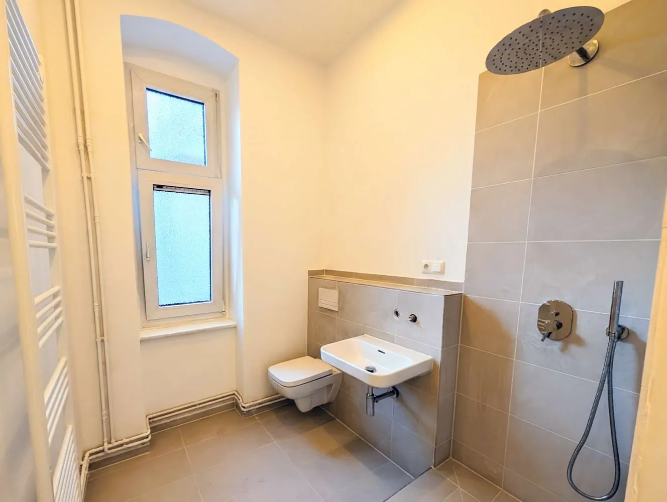 2 Zimmer Wohnung mit 83 m² in Berlin – Bild 6
