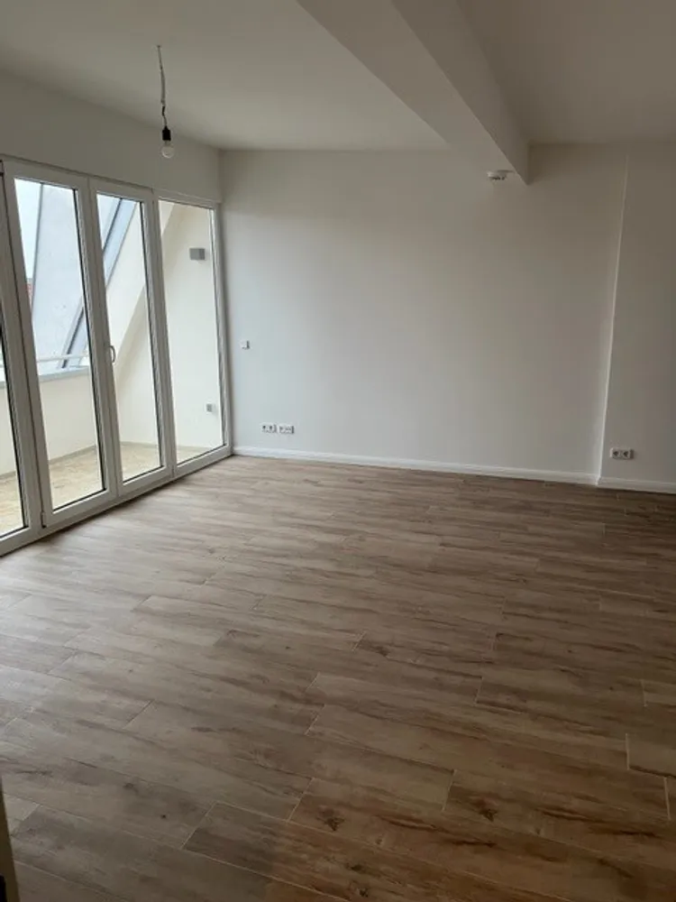 5 room apartment with 104 m² in Berlin – Photo 2