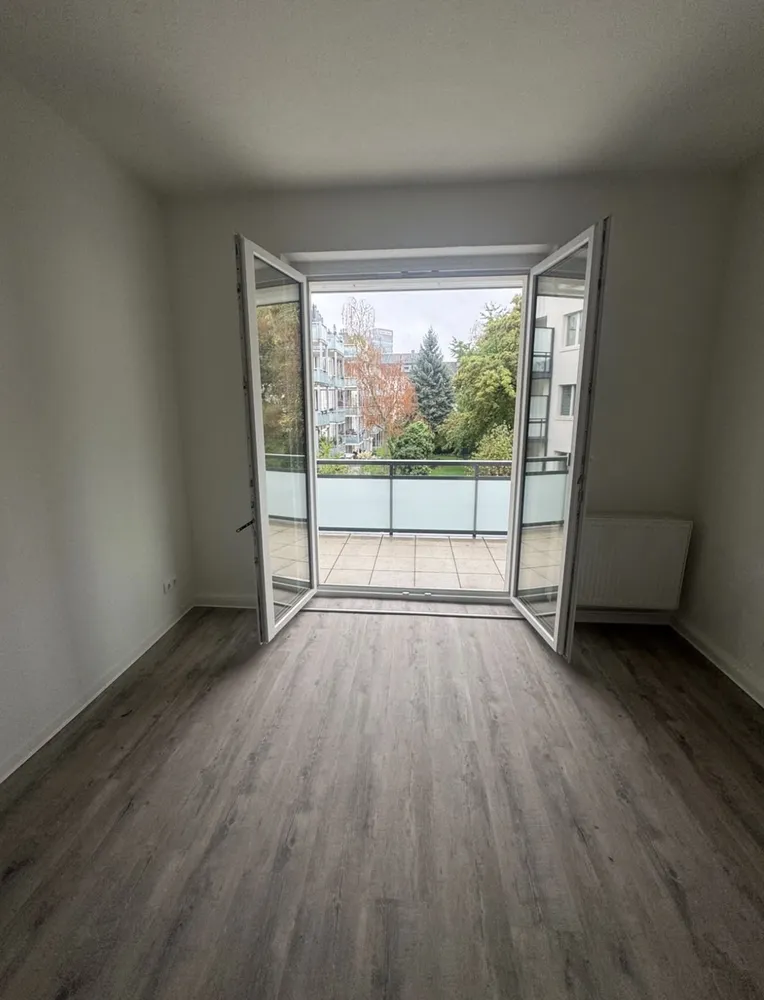 2 room apartment with 64 m² in Duisburg – Photo 1