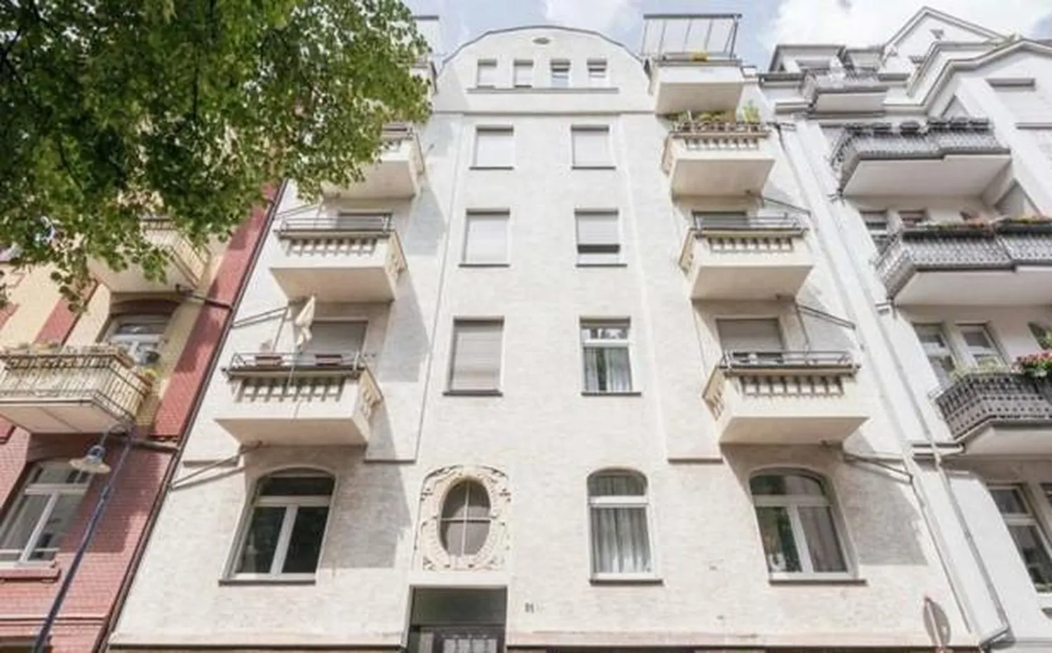 4 Zimmer Wohnung mit 124 m² in Wiesbaden – Bild 1