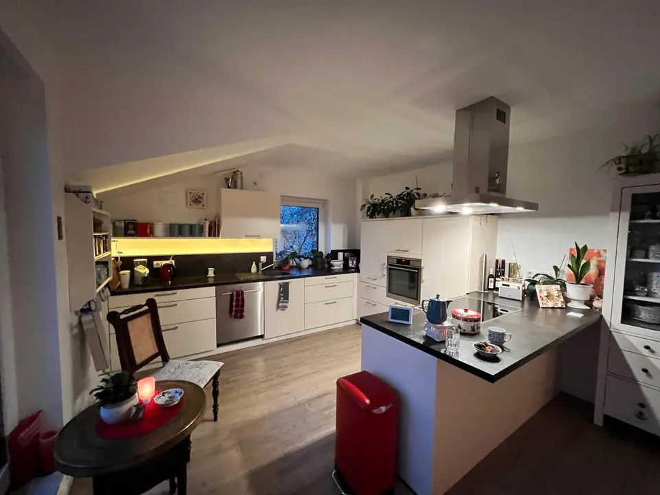 3 Zimmer Wohnung mit 101 m² in Hamburg – Bild 4